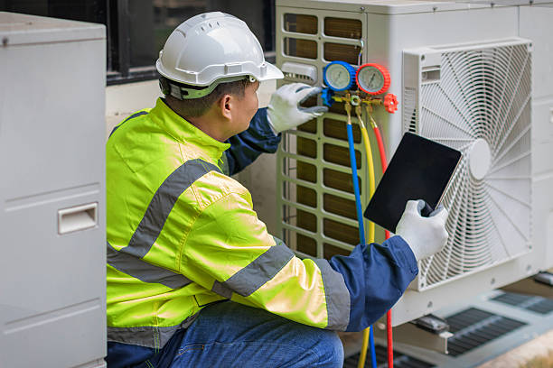 Professional Hvac technician working in Arp, TX